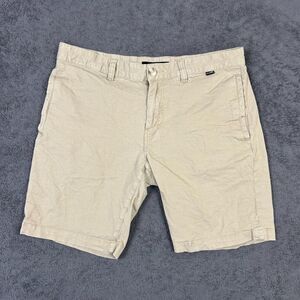 Travis Mathew Beck Shorts Mens 34 Beige Golf Stretch Pockets Performance Flex